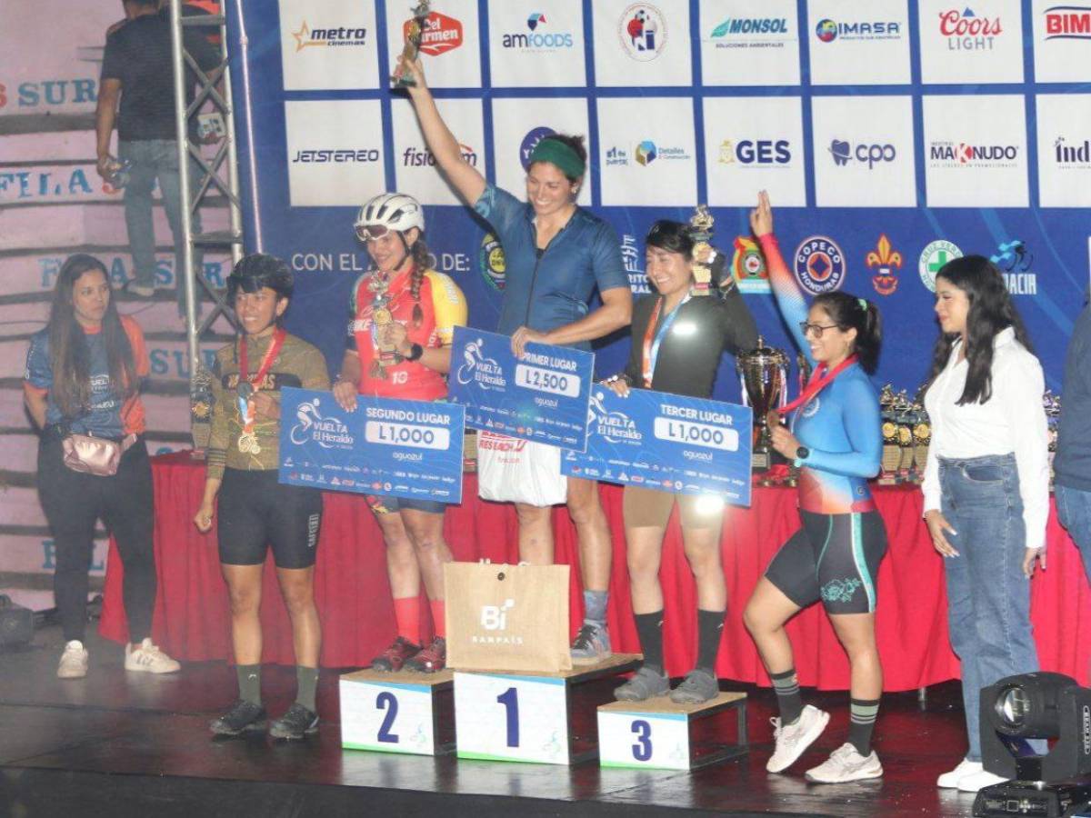 Así se vivió la premiación de la Vuelta Ciclística de EL HERALDO 2025