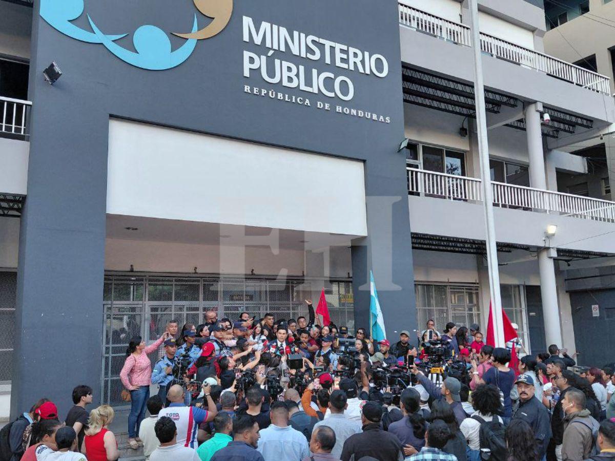 ¿Qué contiene la USB que Marlon Ochoa entregó al MP contra consejera del CNE y jefe de bancada?