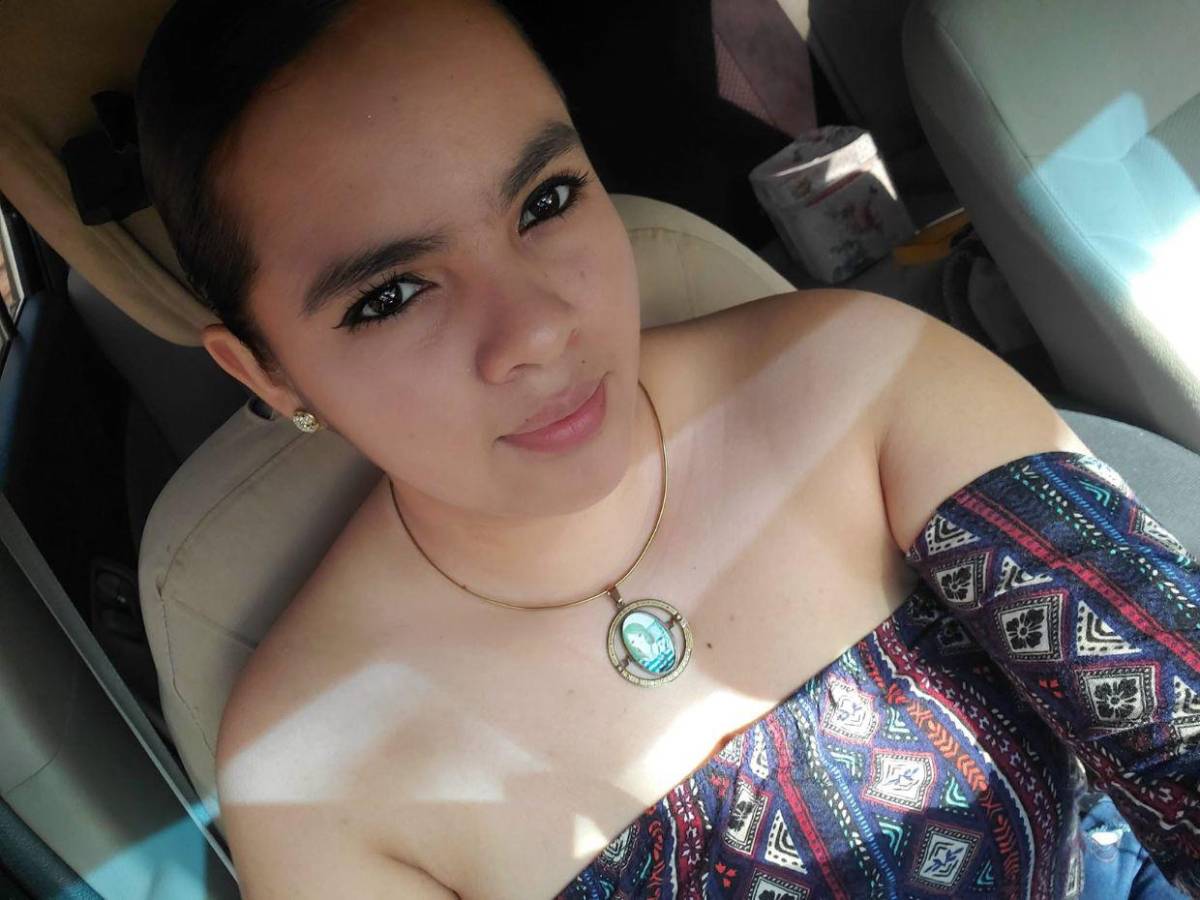 Te fuiste, mi niña: Conmoción en Danlí por muerte de la policía Esmelin Herrera