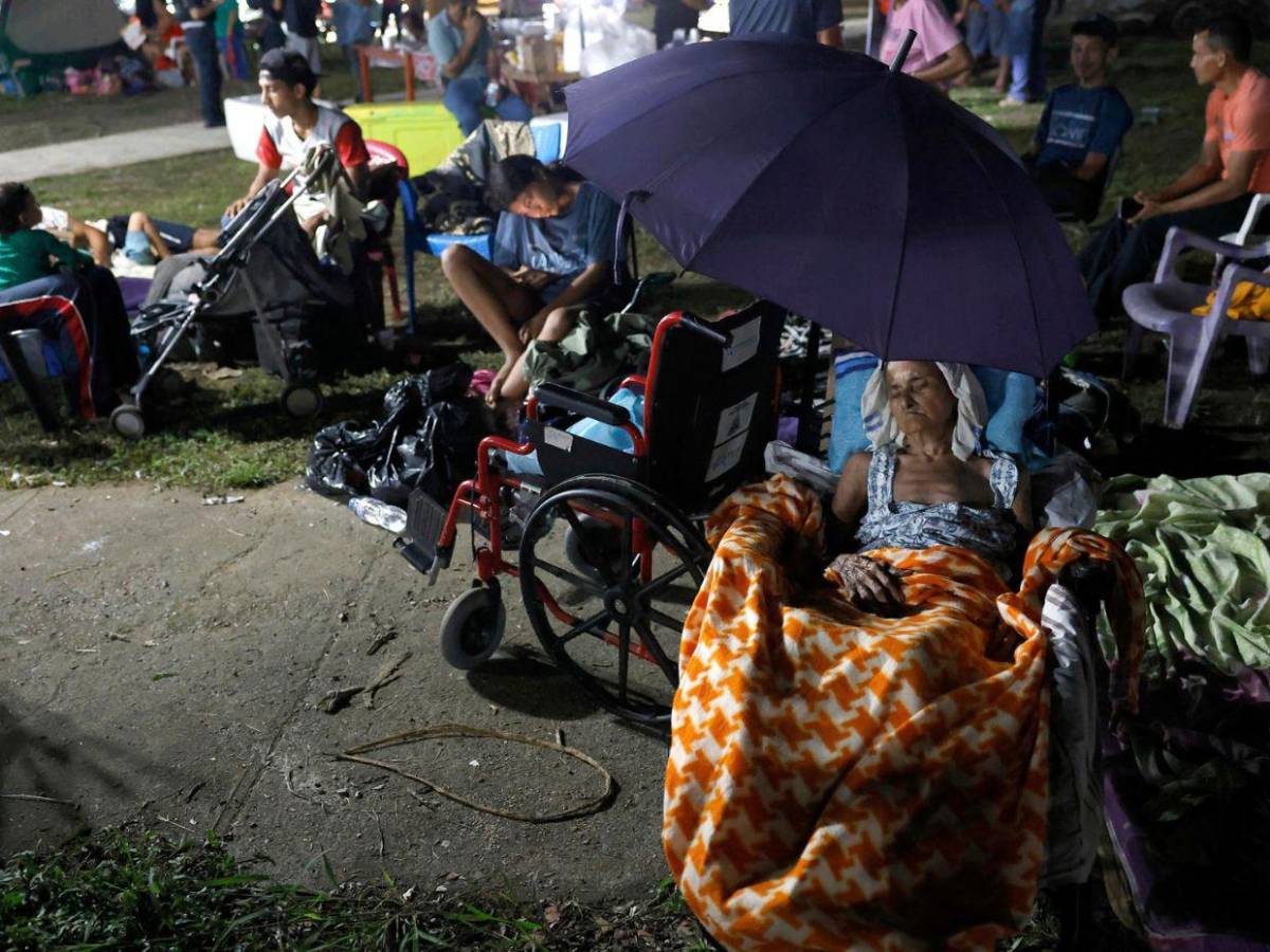 Sin hogar, agua y con miedo: más de 100 réplicas registra Tonosí tras terremoto en Panamá