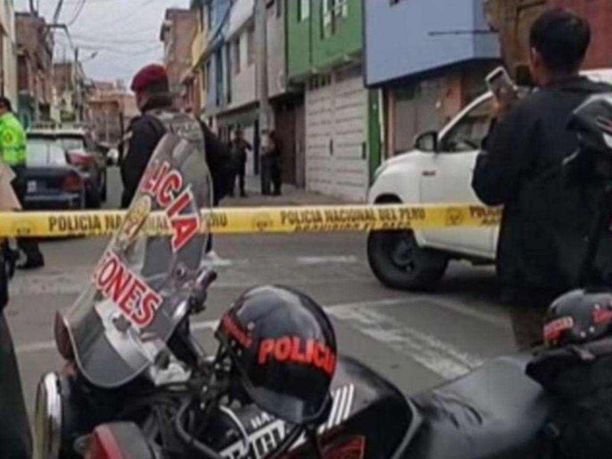 Horror en Perú: hombre quema viva a su pareja en ataque de celos