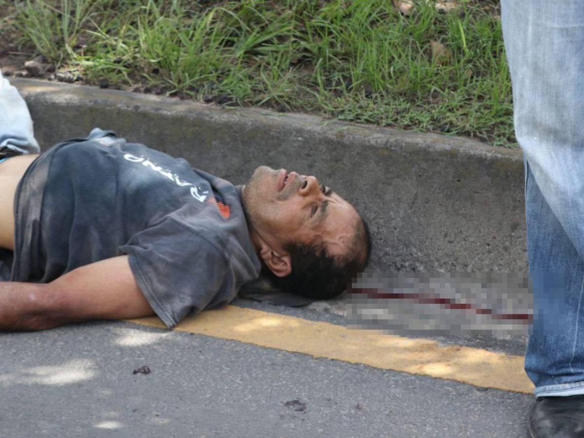 Hombre no usó puente peatonal y provocó la muerte de motociclista: así fue el accidente en el anillo periférico