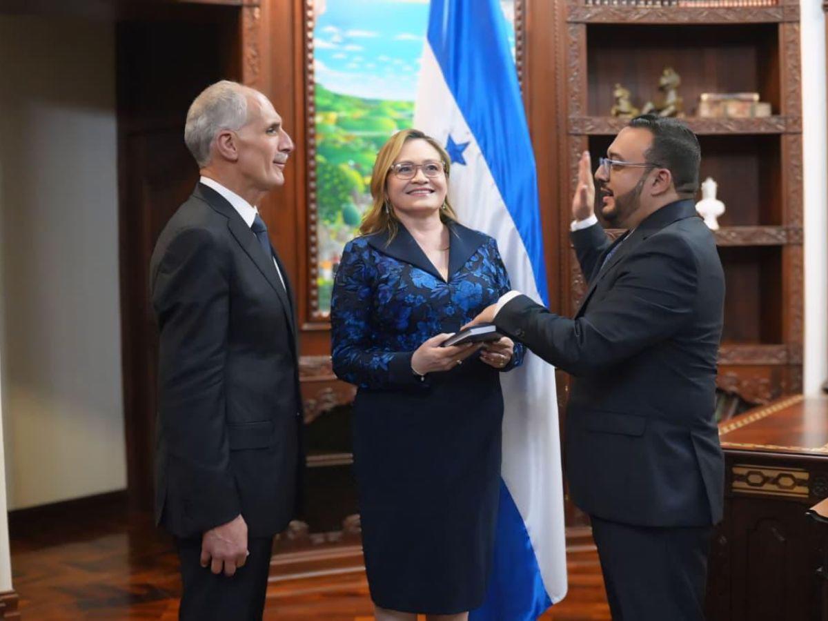 Las primeras imágenes del presidente Nasry Asfura en la Casa Presidencial