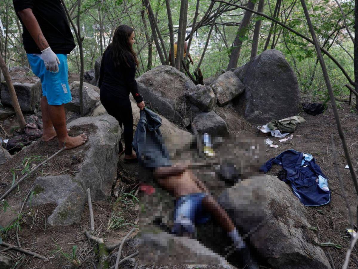 Pasaron la noche rescatando cadáveres en Río de Janeiro: así fue la operación policial más letal de la historia