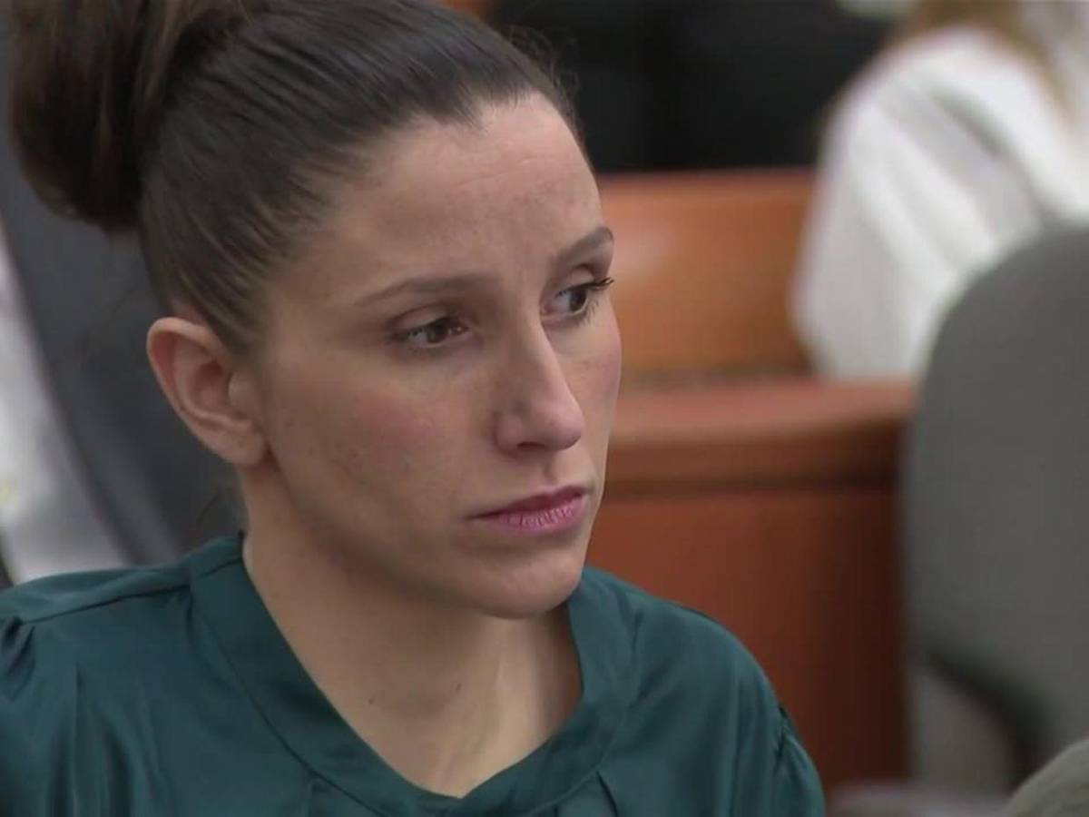 Declaran culpable a escritora de planear asesinato de su esposo con dosis letal de fentanilo