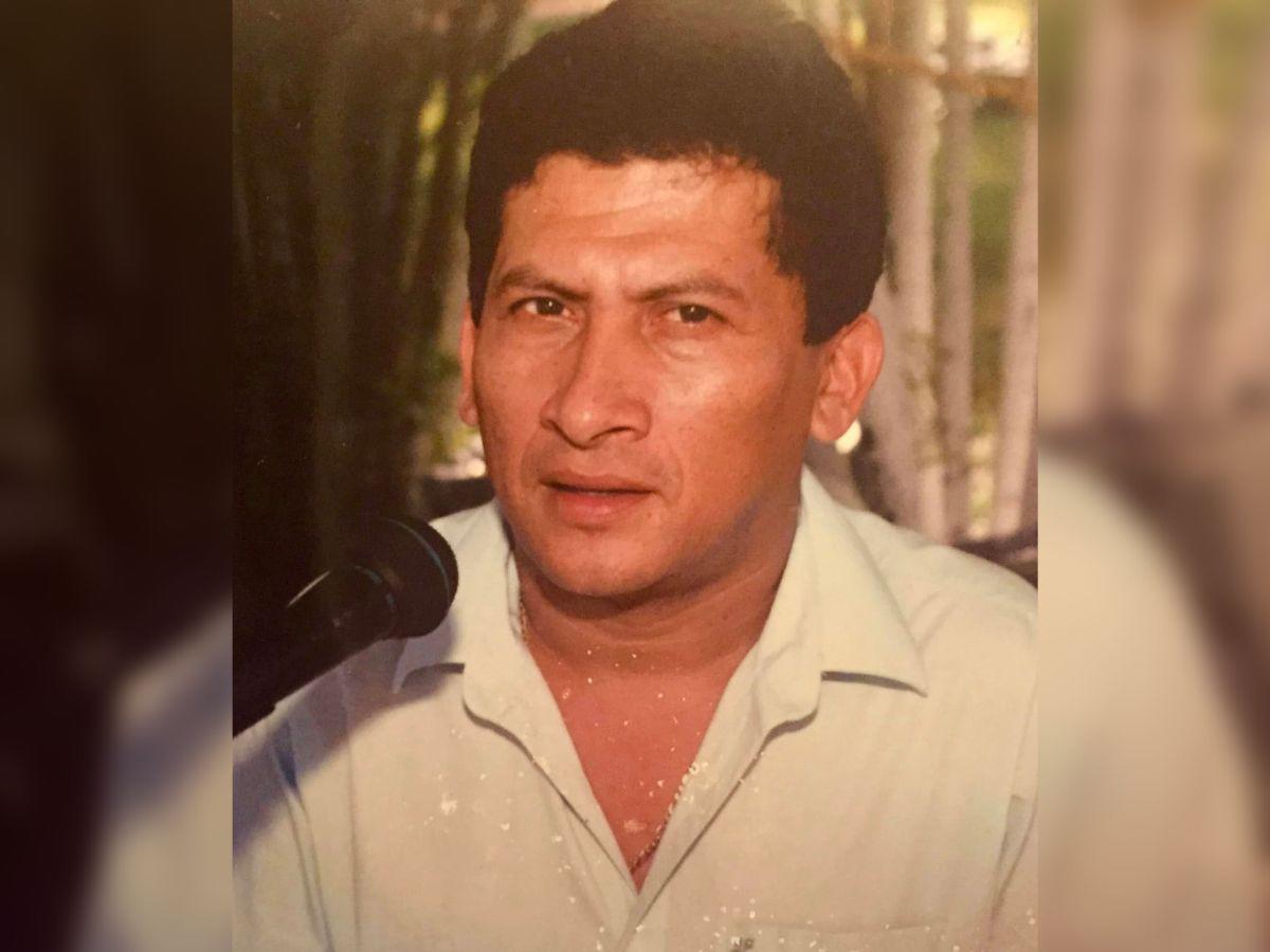 ”Chico” Lara el artista que compartió escenario con José José