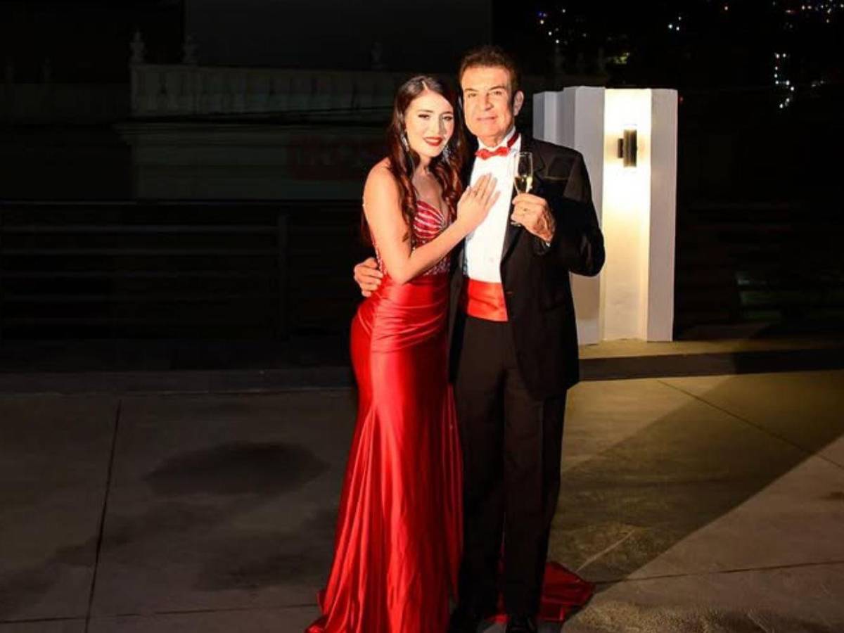 Iroshka Elvir, la pieza clave de su victoria, según Salvador Nasralla