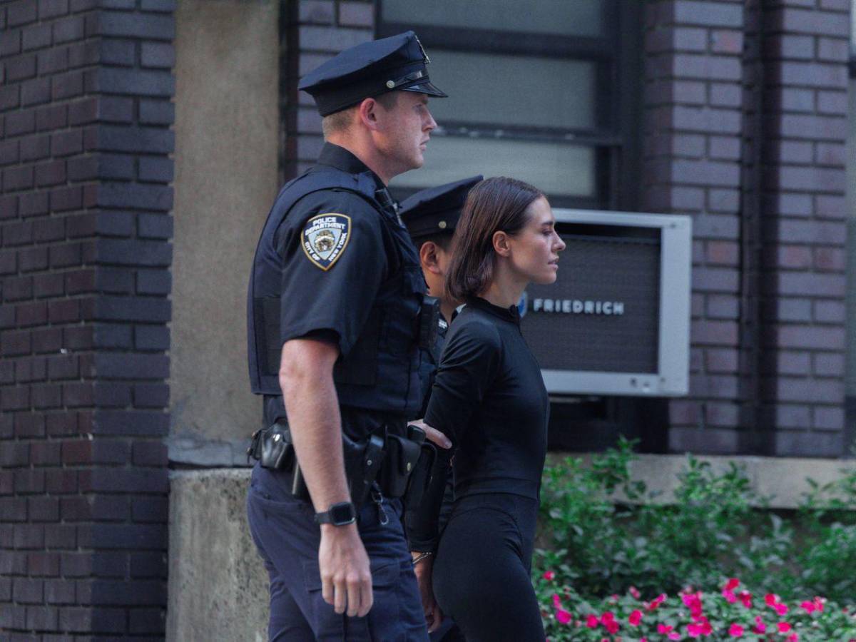 Arrestan a pareja rusa que se comprometió en la cima del Empire State Building