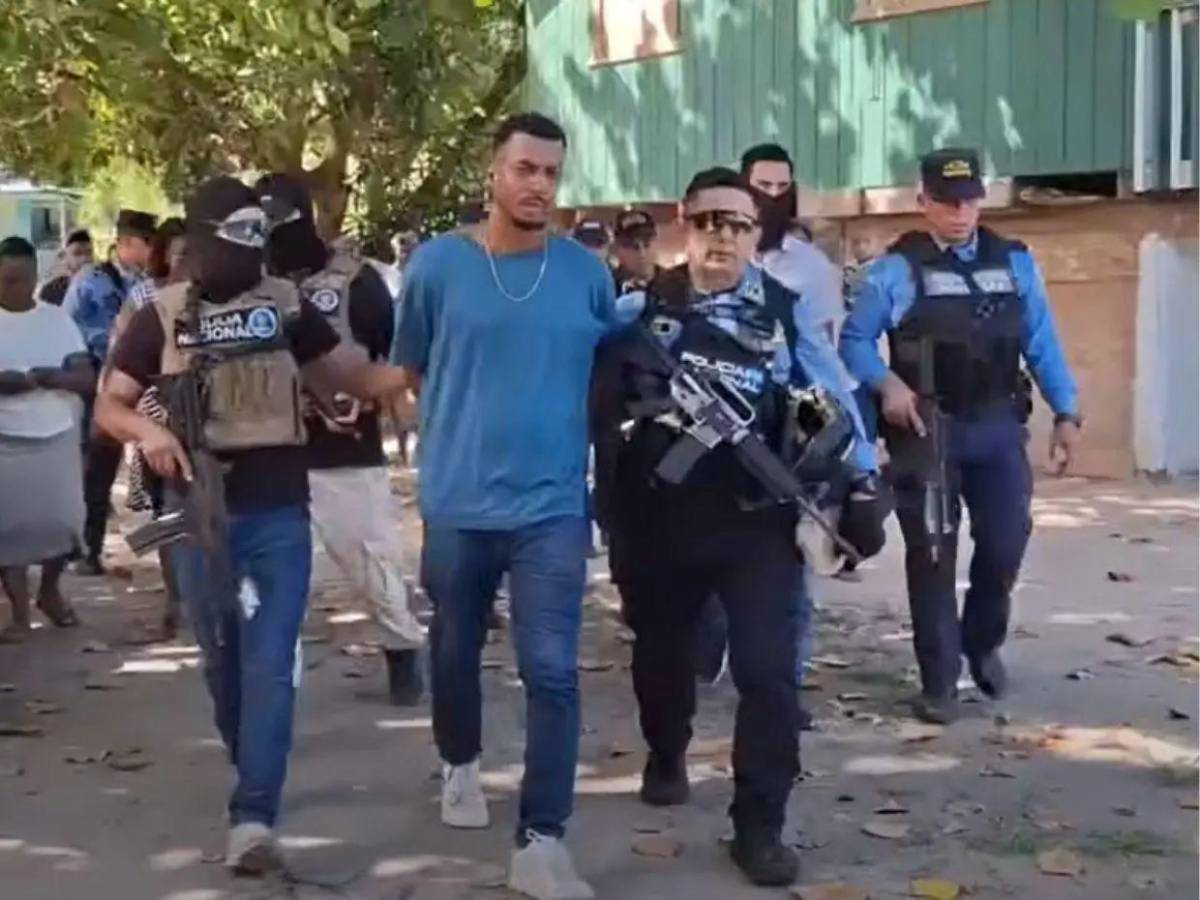 Tenía varios antecedentes: Jovanni Connor, acusado de asesinar a su pareja en Roatán