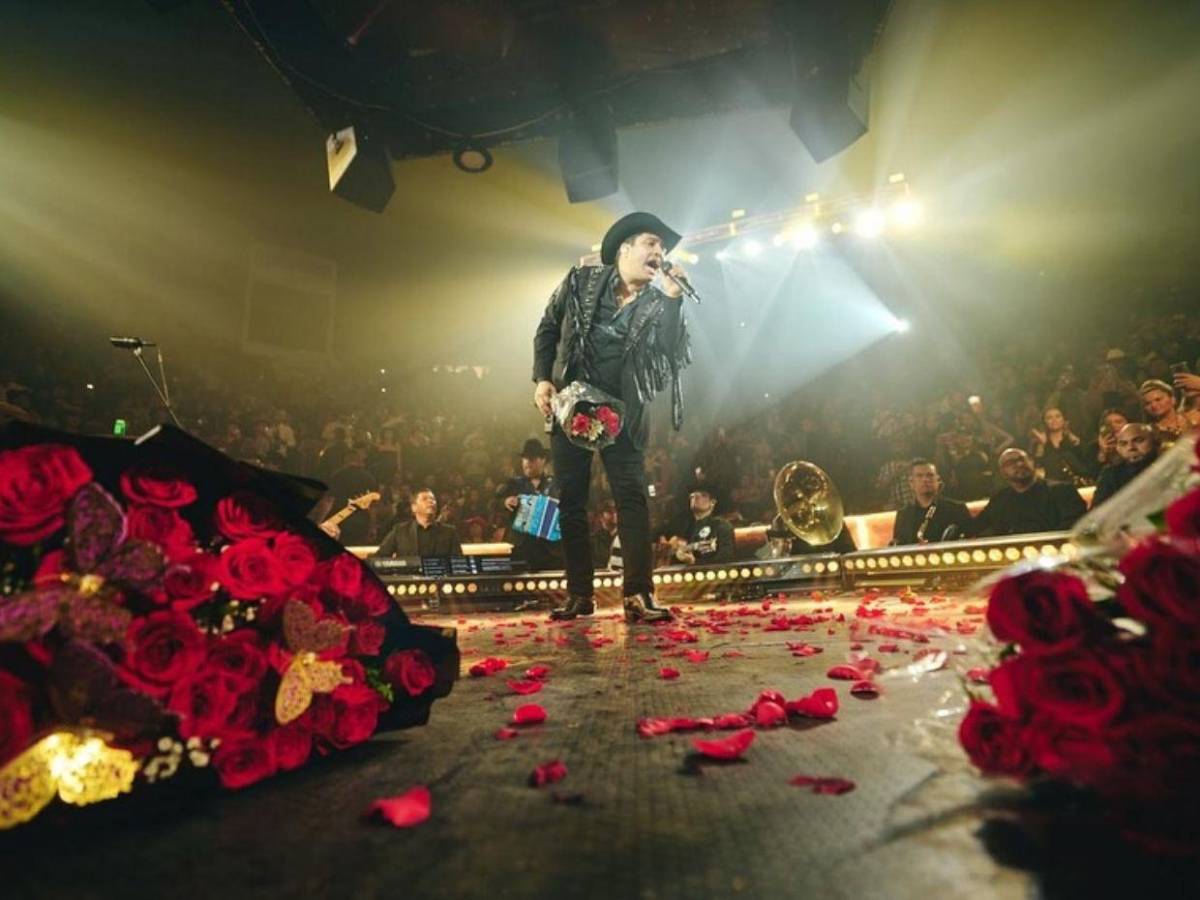 Julión Álvarez agota dos localidades de su concierto en Honduras