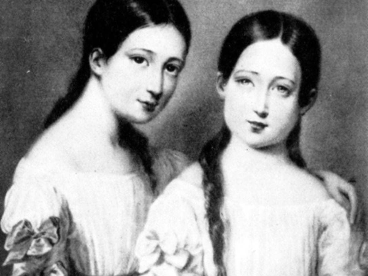 Icono de la moda y exilio: ¿Quién fue Eugenia de Montijo, la última emperatriz de Francia?