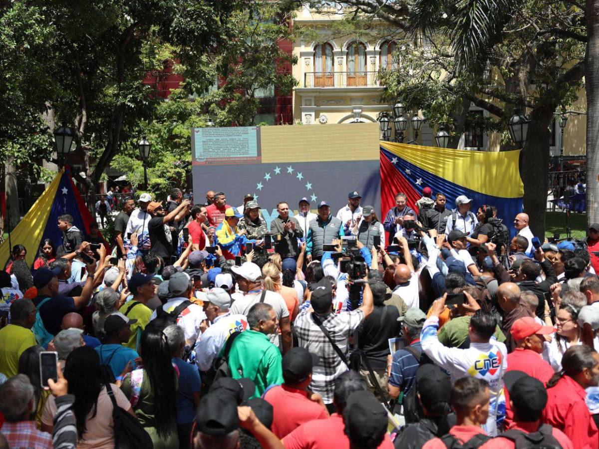 El chavismo se moviliza en comunidades para respaldar a Maduro ante amenazas de EE UU