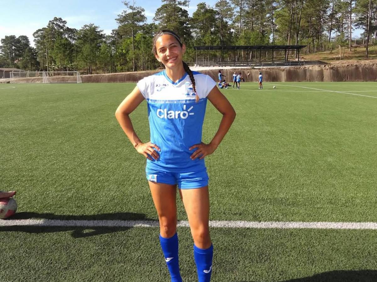 Bella modelo destaca en la Selección Femenina de Honduras: Así es su vida en Estados Unidos