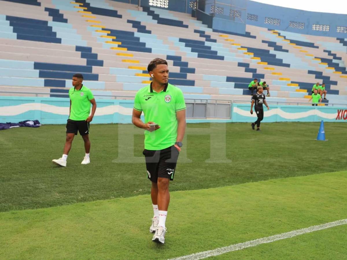 Lindas chicas e imágenes inéditas que está dejando el Victoria vs Marathón en La Ceiba