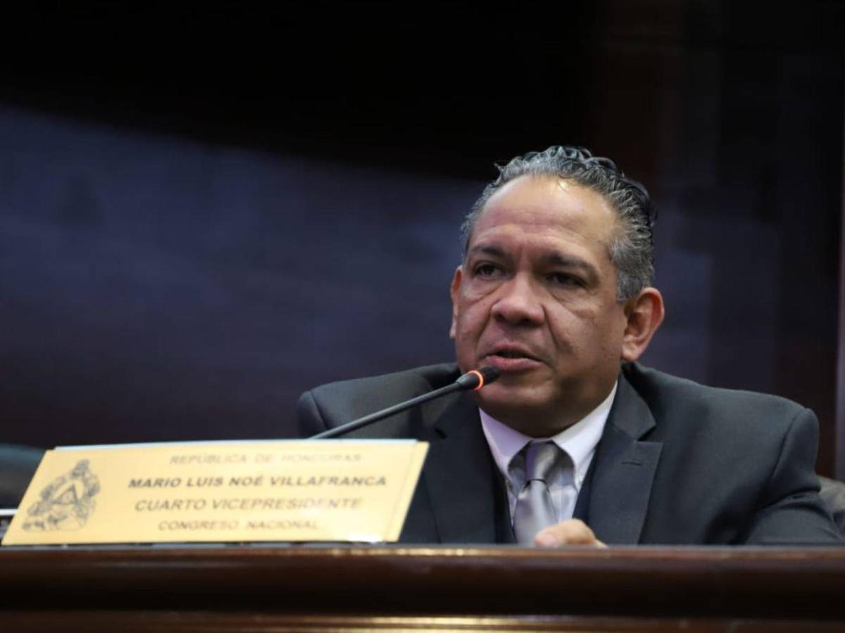 Grandes figuras que están quedando fuera en planillas de diputados