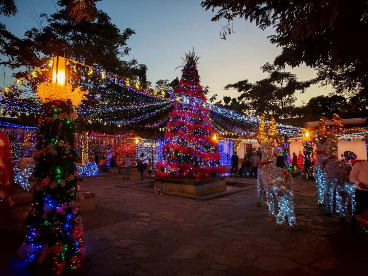 Luces, tradición y magia: Comayagua ya está en modo navideño