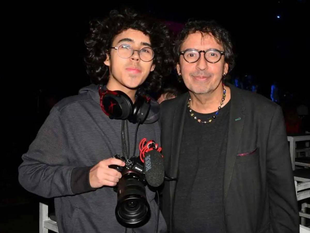 Los hijos de Memo del Bosque, el productor mexicano que luchó contra el cáncer