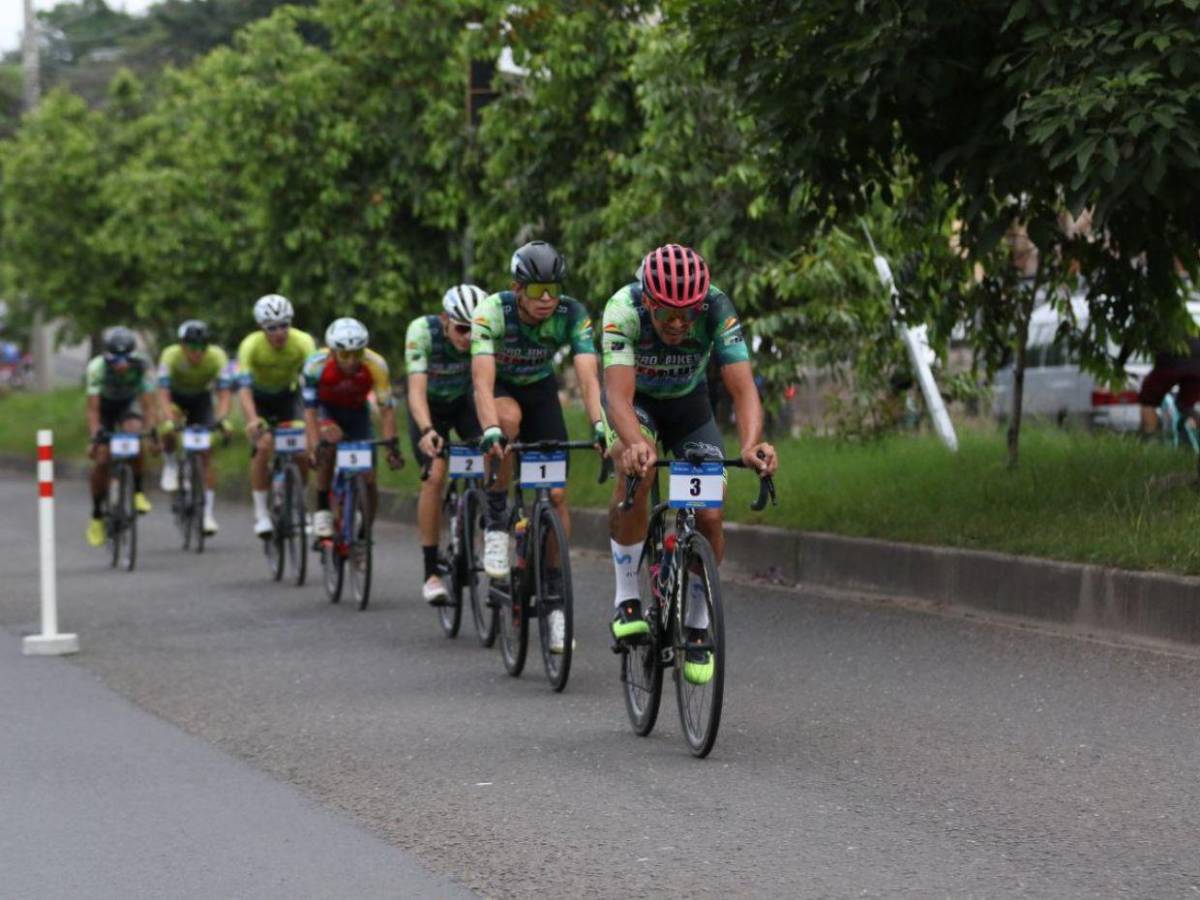 Hombres y mujeres de élite en la Vuelta EL HERALDO 2025