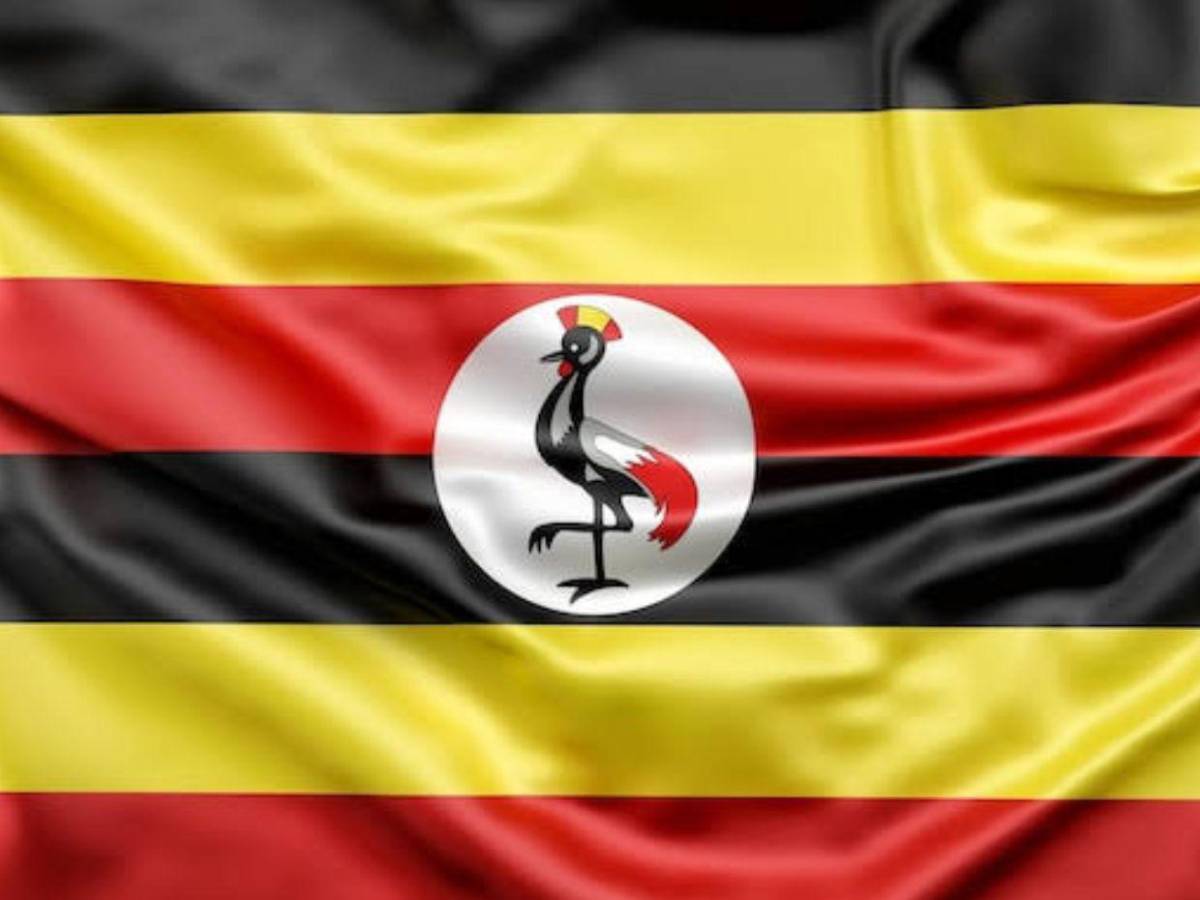 De portero en Londres a rey en Uganda: la historia de George Desmond Kamurasi