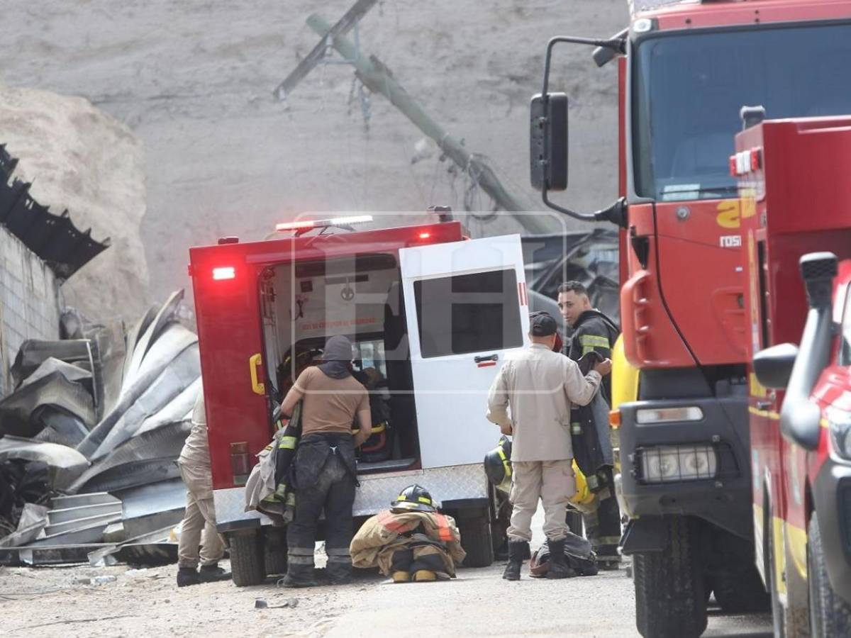 Mediante cadena humana fue el doloroso rescate de los restos de don Félix Núñez