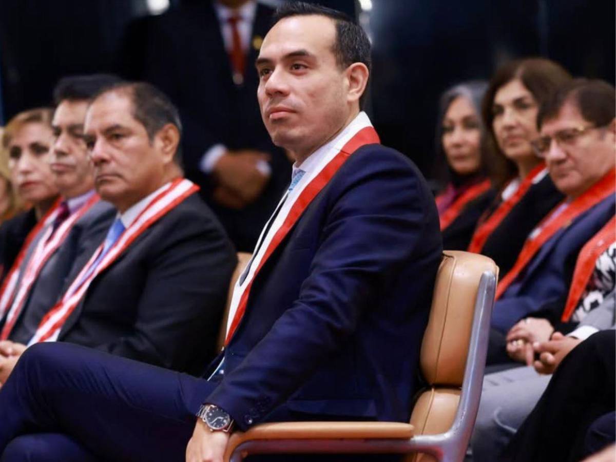 Denuncias por agresión y corrupción: ¿Quién es José Jerí, el presidente interino de Perú?