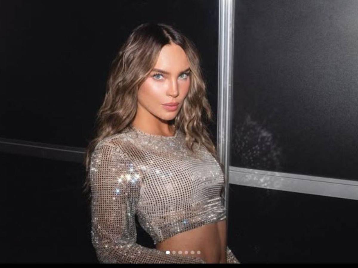 Belinda de cantante a modelo: Así conquistó en la pasarela de L’Oreal