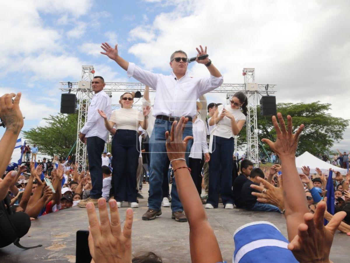 El momento en que JOH volvió a bailar Juan Fogón junto a sus hijas y Ana García
