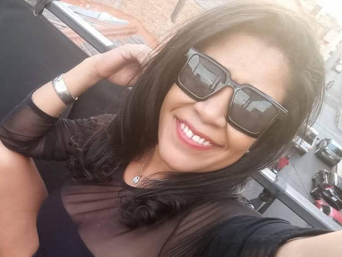 Dan último adiós a Lizeth, hija de reconocida jueza que murió intentando cruzar el bulevar FF AA