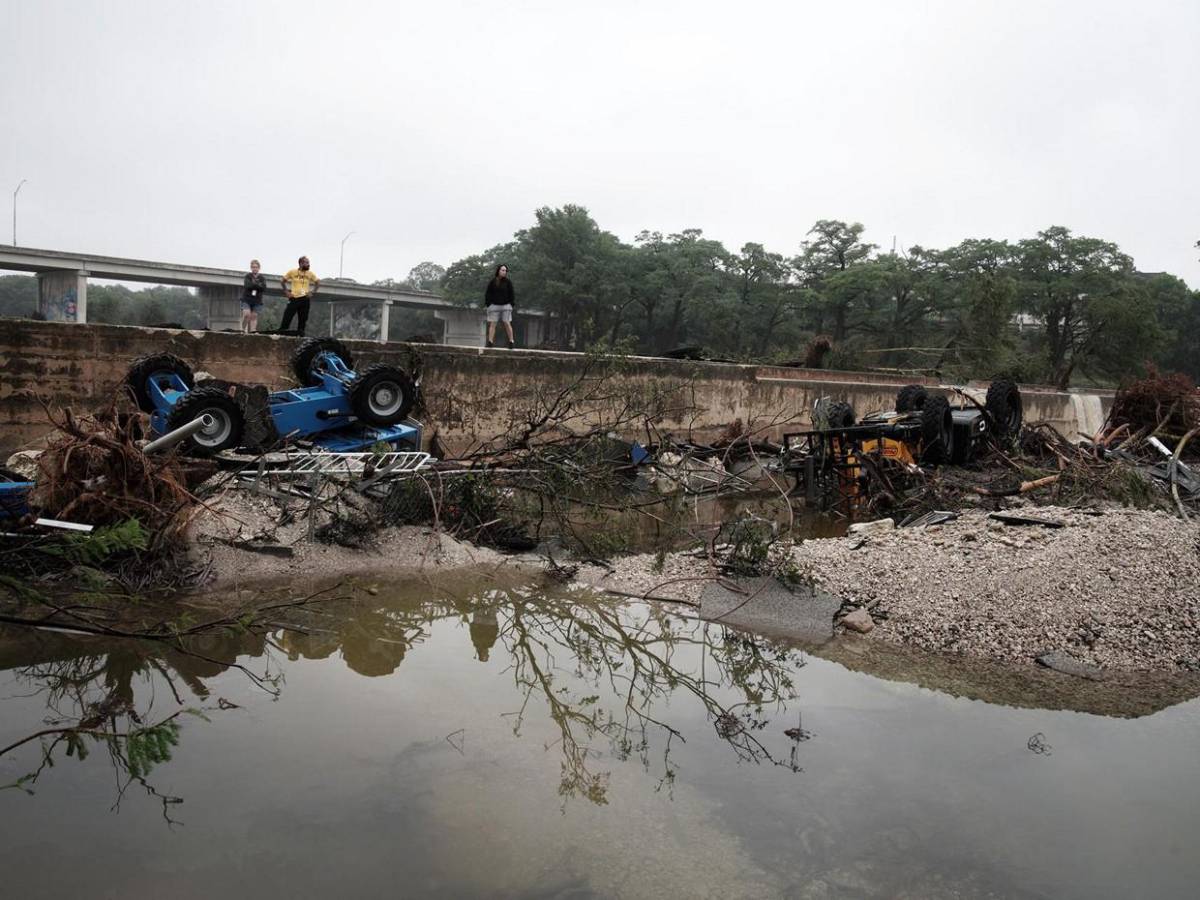 “Ya no queda nada”: lluvias históricas arrasan campamento en Texas