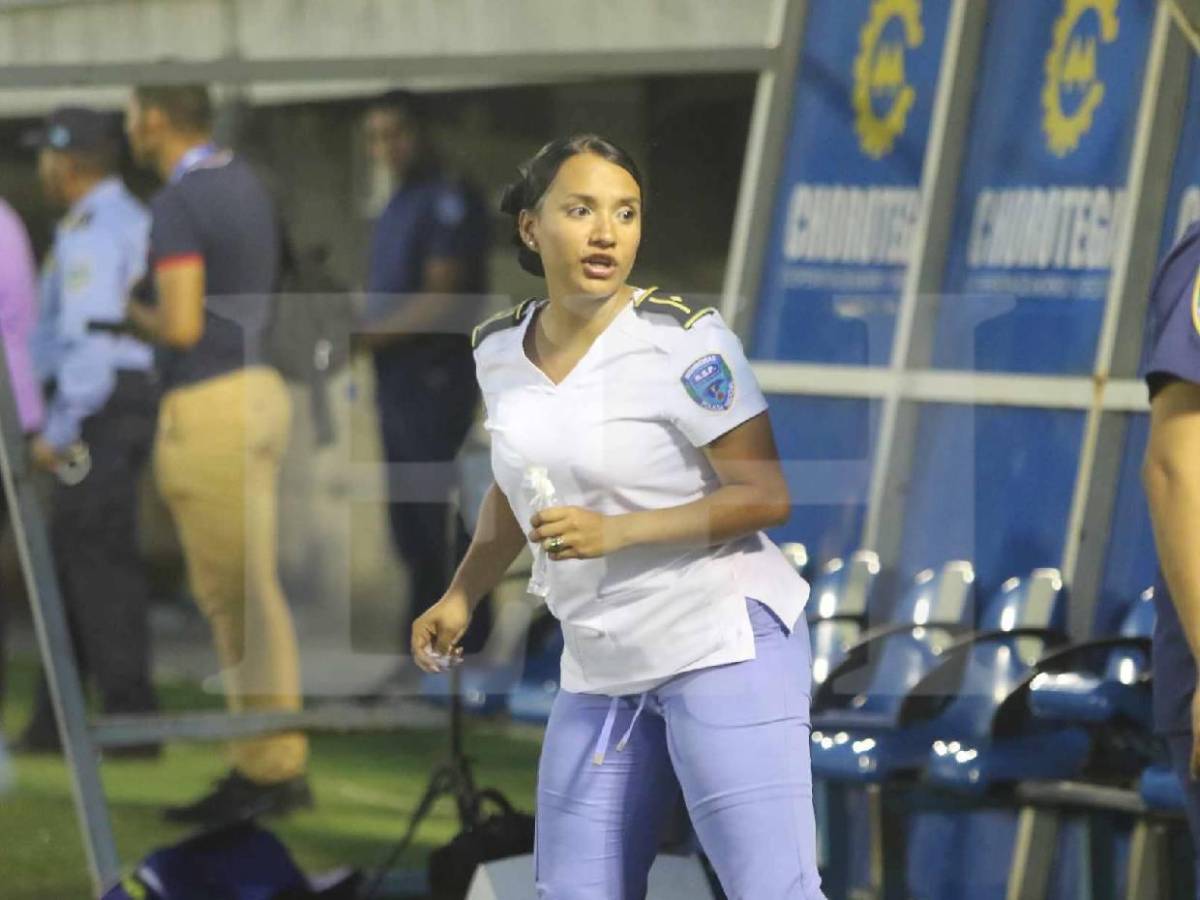 Una hermosura: Revelan quién es la enfermera del Génesis PN que enamoró en Choluteca