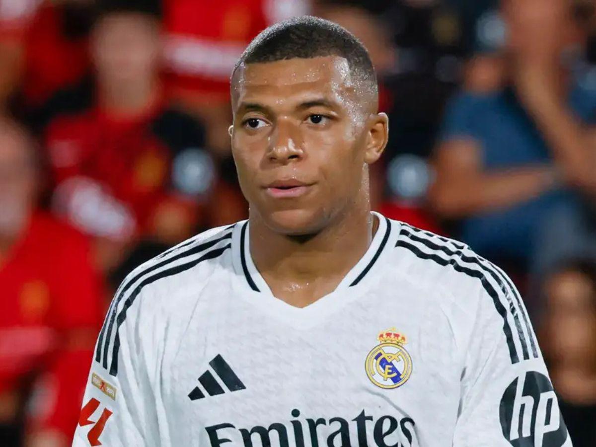 La polémica foto de Mbappé que enfureció a los hinchas del Real Madrid La polémica foto de Mbappé que enfureció a los hinchas del Real Madrid