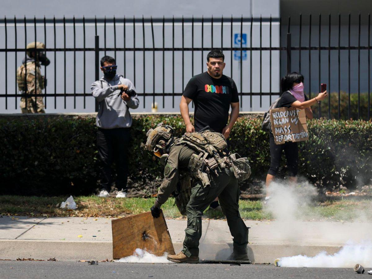 ¿Qué está pasando en Los Ángeles? Lo que se sabe de las redadas y protestas de migrantes