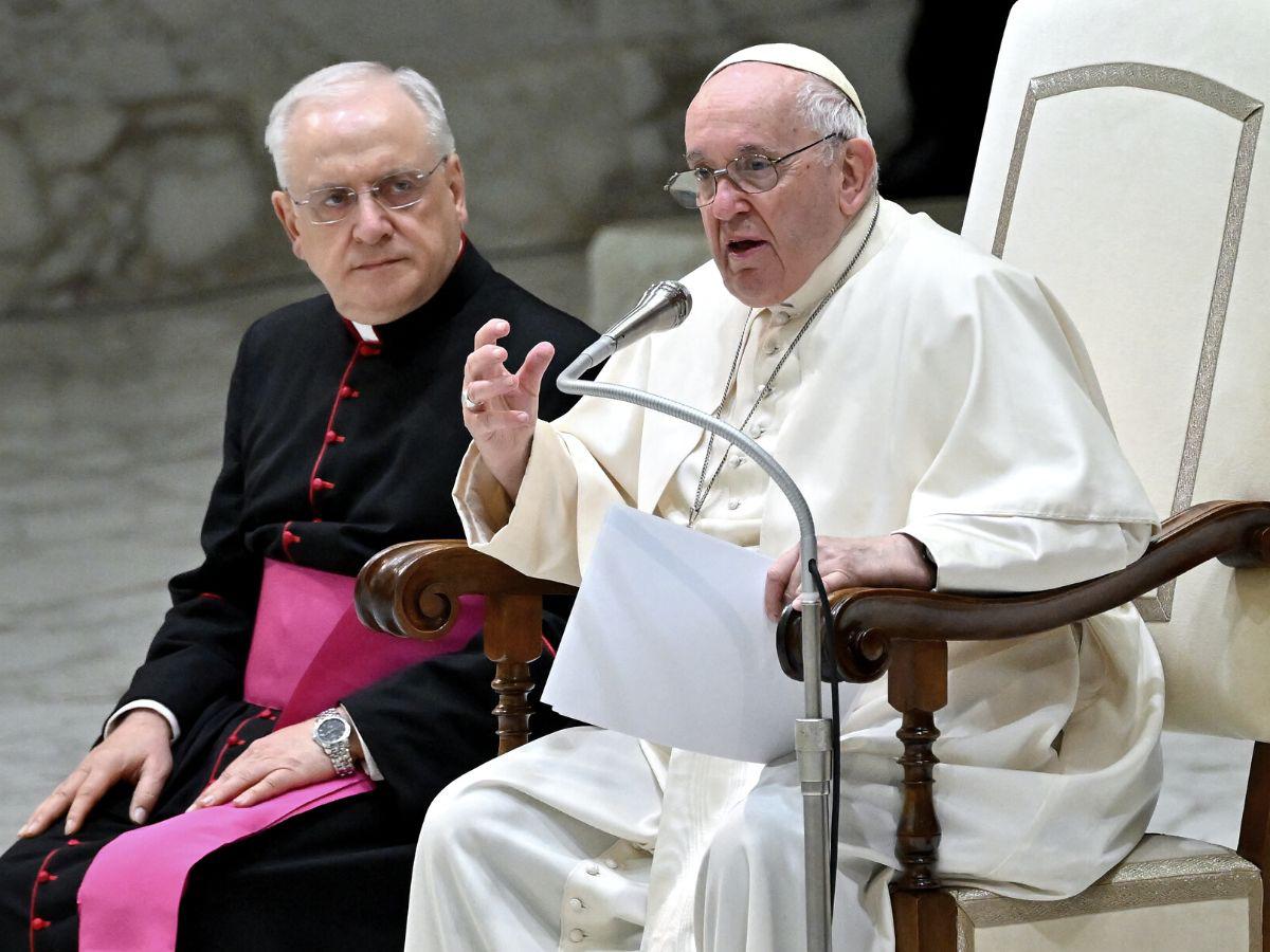 Papa Francisco invita a vivir una Navidad sobria y humilde