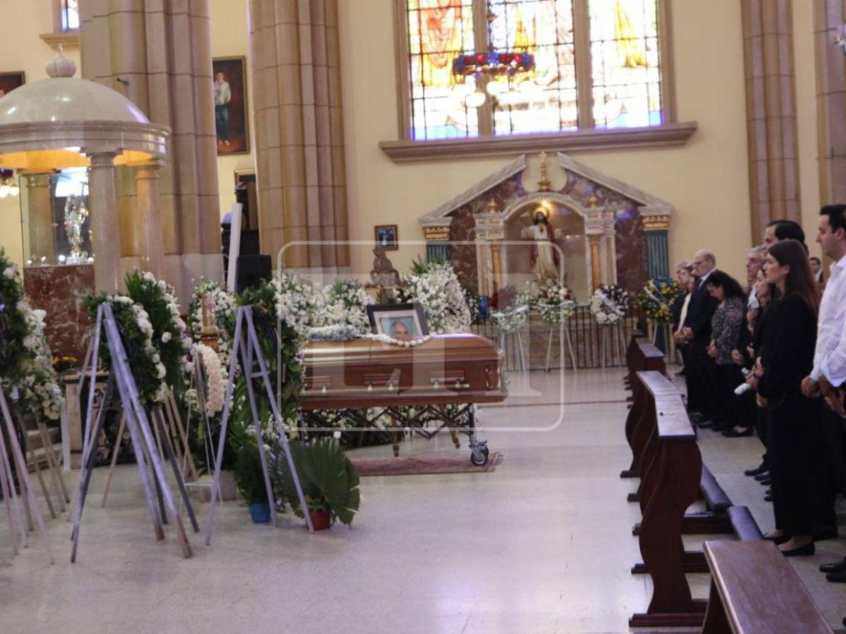 Realizan misa de cuerpo presente en Basílica de Suyapa para despedir a don Emilio Larach