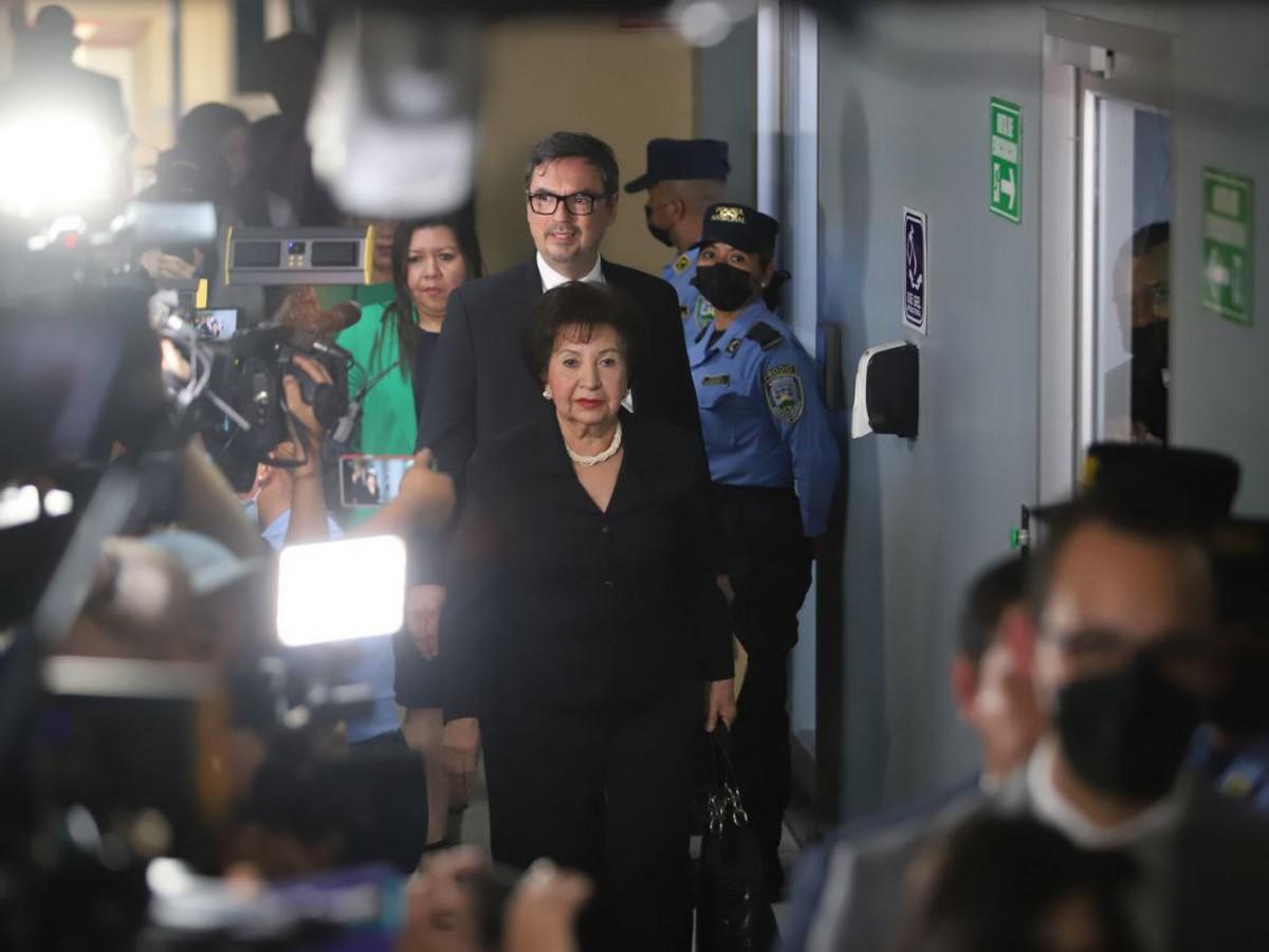 Congreso Nacional recibe lista de 45 candidatos a magistrados propuesta por la Junta Nominadora