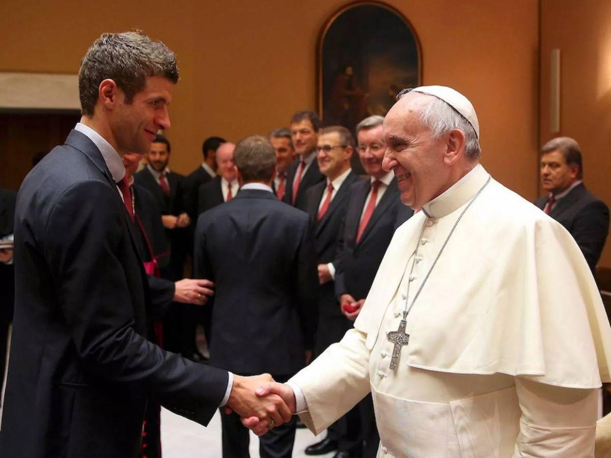 Messi, Modrić y otros 'cracks' del fútbol que conocieron al papa Francisco Messi, Modrić y otros 'cracks' del fútbol que conocieron al papa Francisco