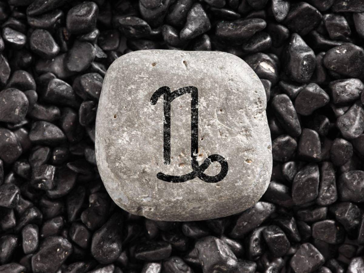 Capricornio y Acuario toman impulso: el cierre del zodiaco llega con energía renovada