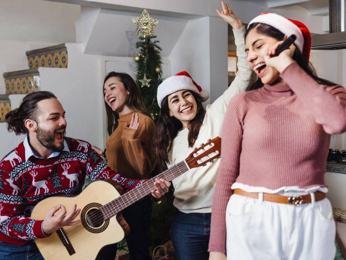 Seis juegos fáciles y económicos para animar tu fiesta navideña