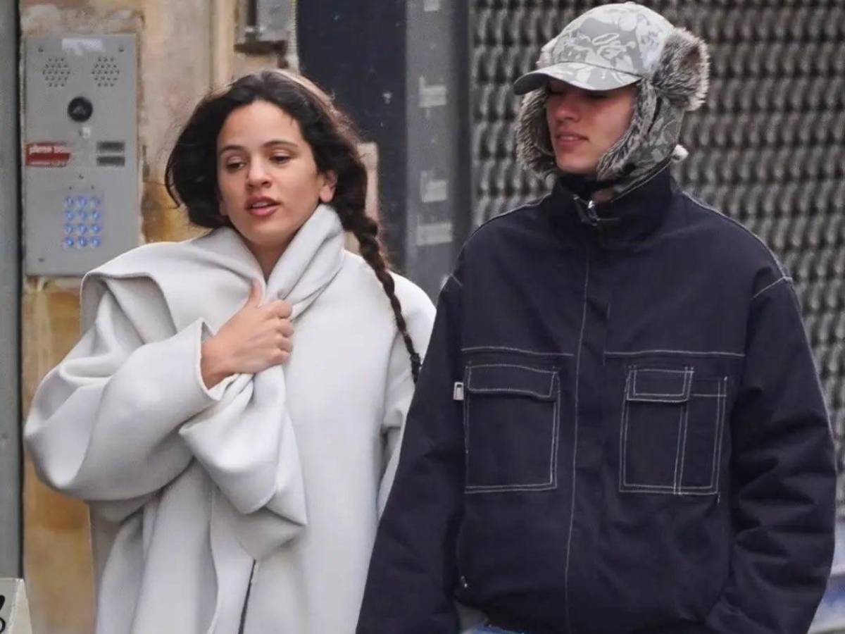 Loli Bahia, la modelo de belleza radiante que supuestamente conquistó a Rosalía