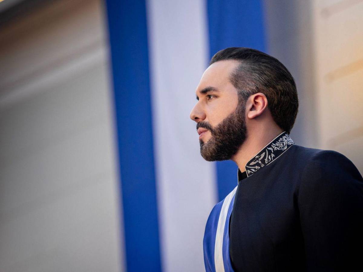 Hondureña con leucemia clama a Bukele para ser atentida en El Salvador; presidente responde