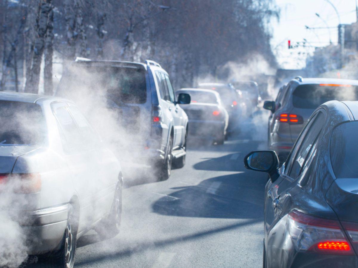 La regulación del control de emisión de gases varía dependiendo de las regiones donde se fabrican los vehículos.
