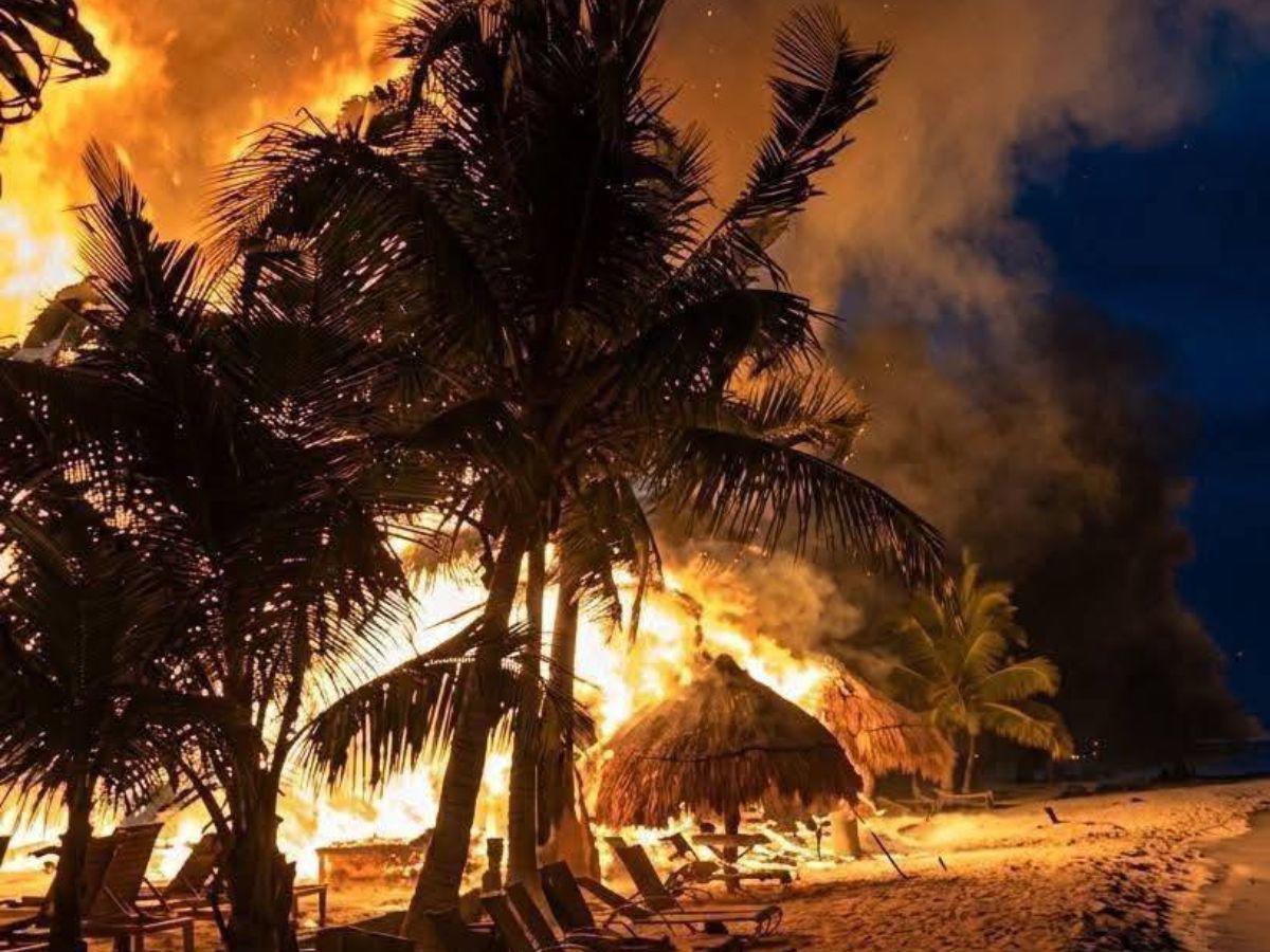 FOTOS: En medio de escombros queda famoso hotel de Roatán tras incendio