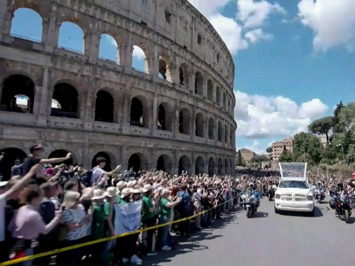 Francisco, el papa de los últimos: así fue su funeral entre poderosos y desfavorecidos​​​​​​
