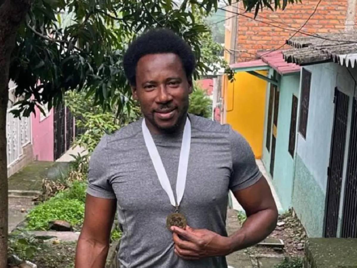 La More protagoniza fuerte pelea con periodista que criticó su fichaje en Liga Nacional de Honduras