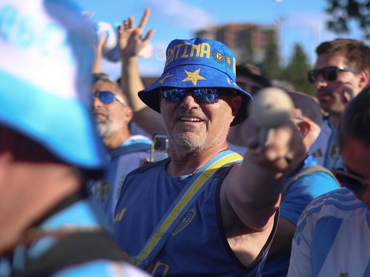 De blanco y celeste se pinta la ciudad de Kansas para el banderazo Argentina vs Argelia