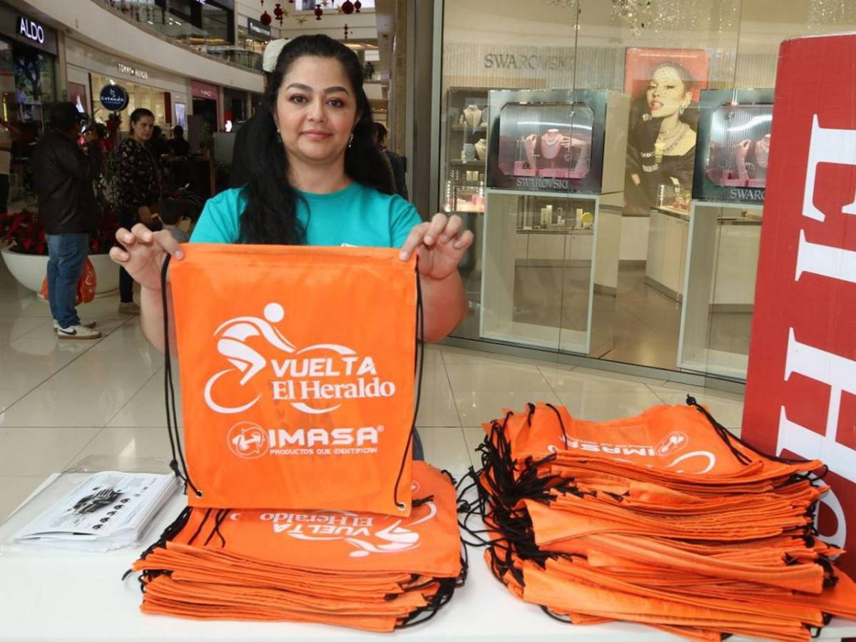 Entrega de kits en el arranque de la Vuelta EL HERALDO 2025, que reúne a mil ciclistas en Honduras