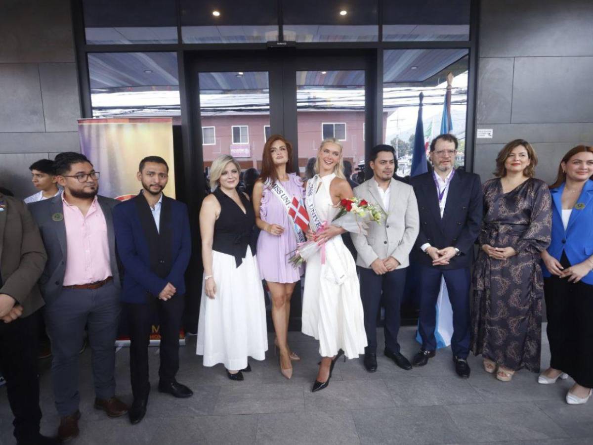 Publican fotografías oficiales del encuentro entre Victoria Kjær y Xiomara Castro