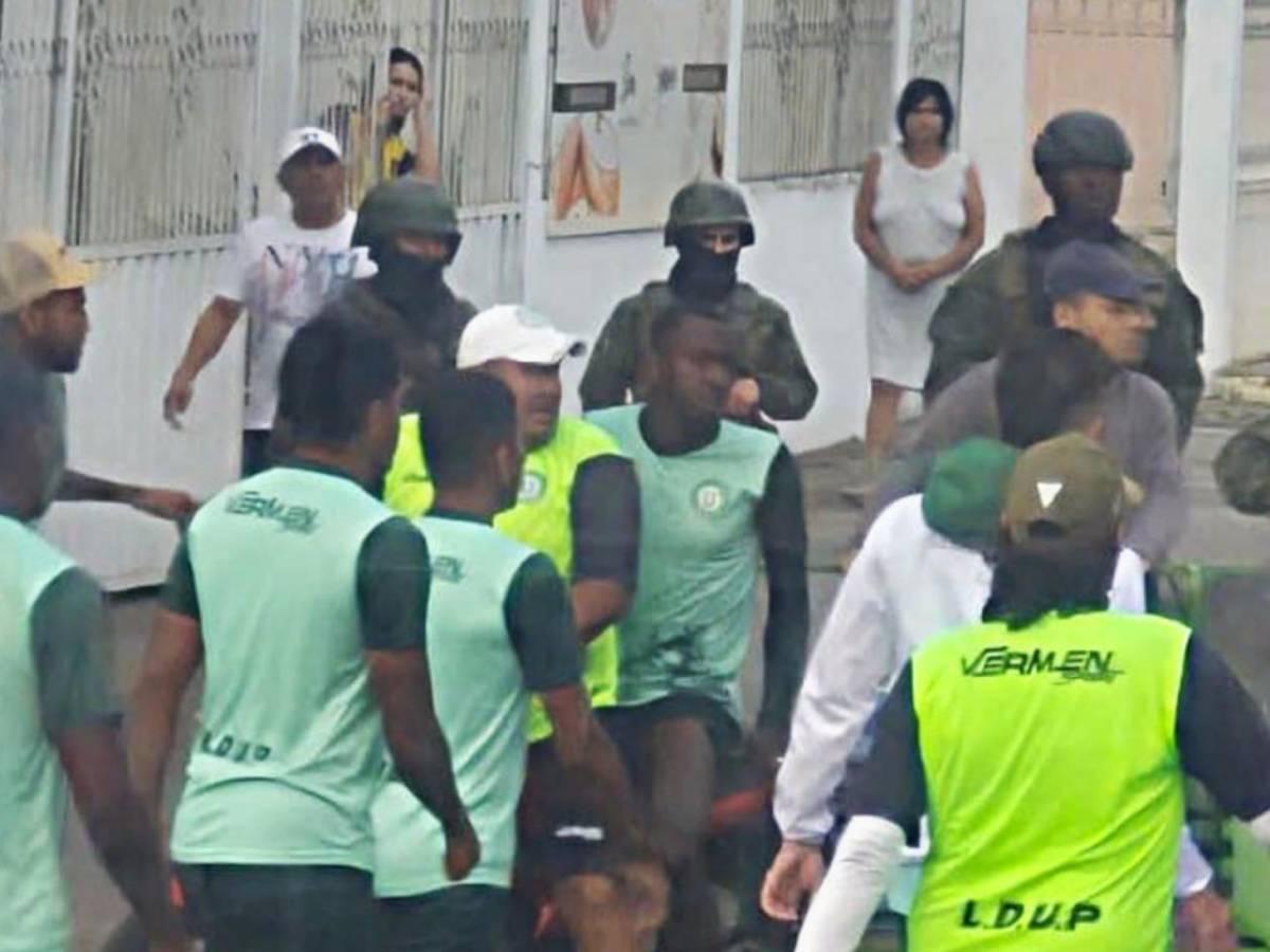 Sicarios atentan contra la vida de reconocido futbolista: Así se vivieron los momentos de terror