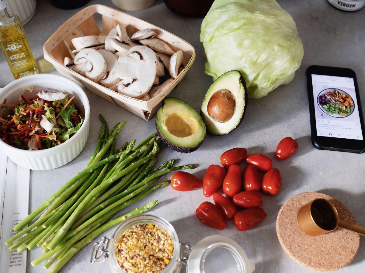 Renueva tu dieta: Consejos para adoptar una alimentación saludable