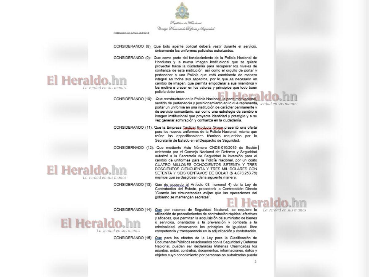 $!Resolución DSS de fecha 15 de junio de 2015, mediante la cual el Consejo Nacional de Defensa y Seguridad ordena al Comité Técnico de la Tasa comprar uniformes policiales por un monto de 4,873,253.76 dólares a la empresa Táctical Products Group.